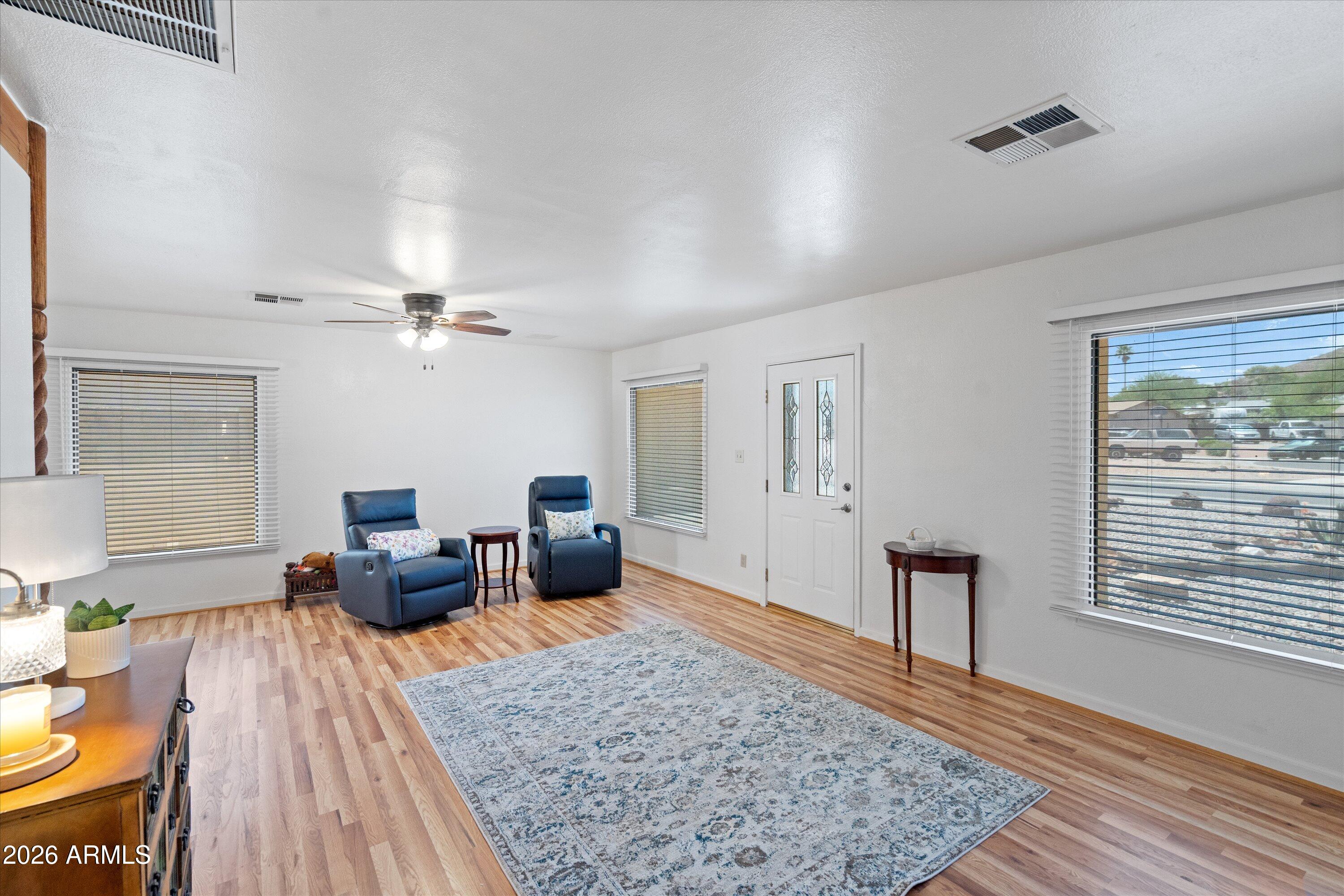 CLEARVIEW 8 - Residential