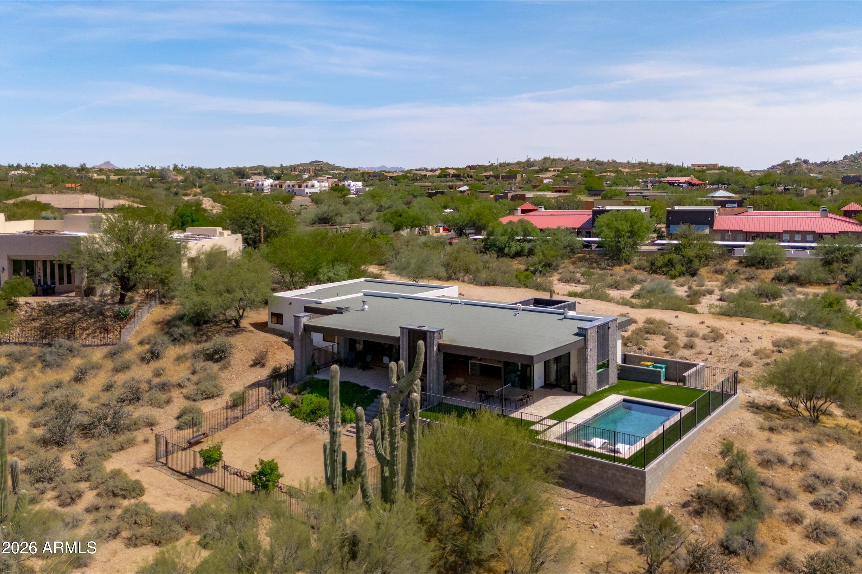 6940 E HORIZON Drive