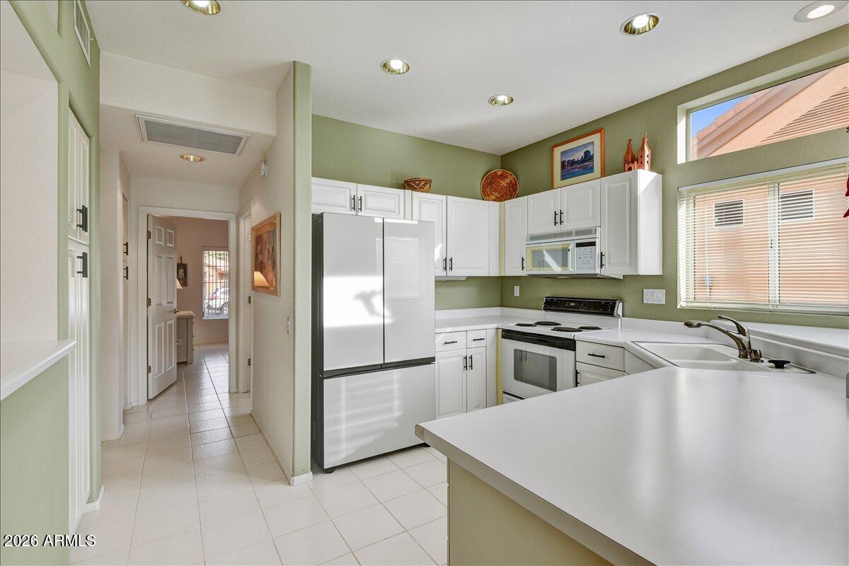 13421 W CARAWAY Drive