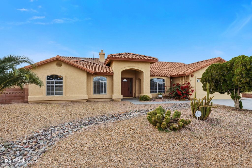 Photo of 14234 S Country Club Way, Arizona City, AZ 85123 (MLS # 6984455)