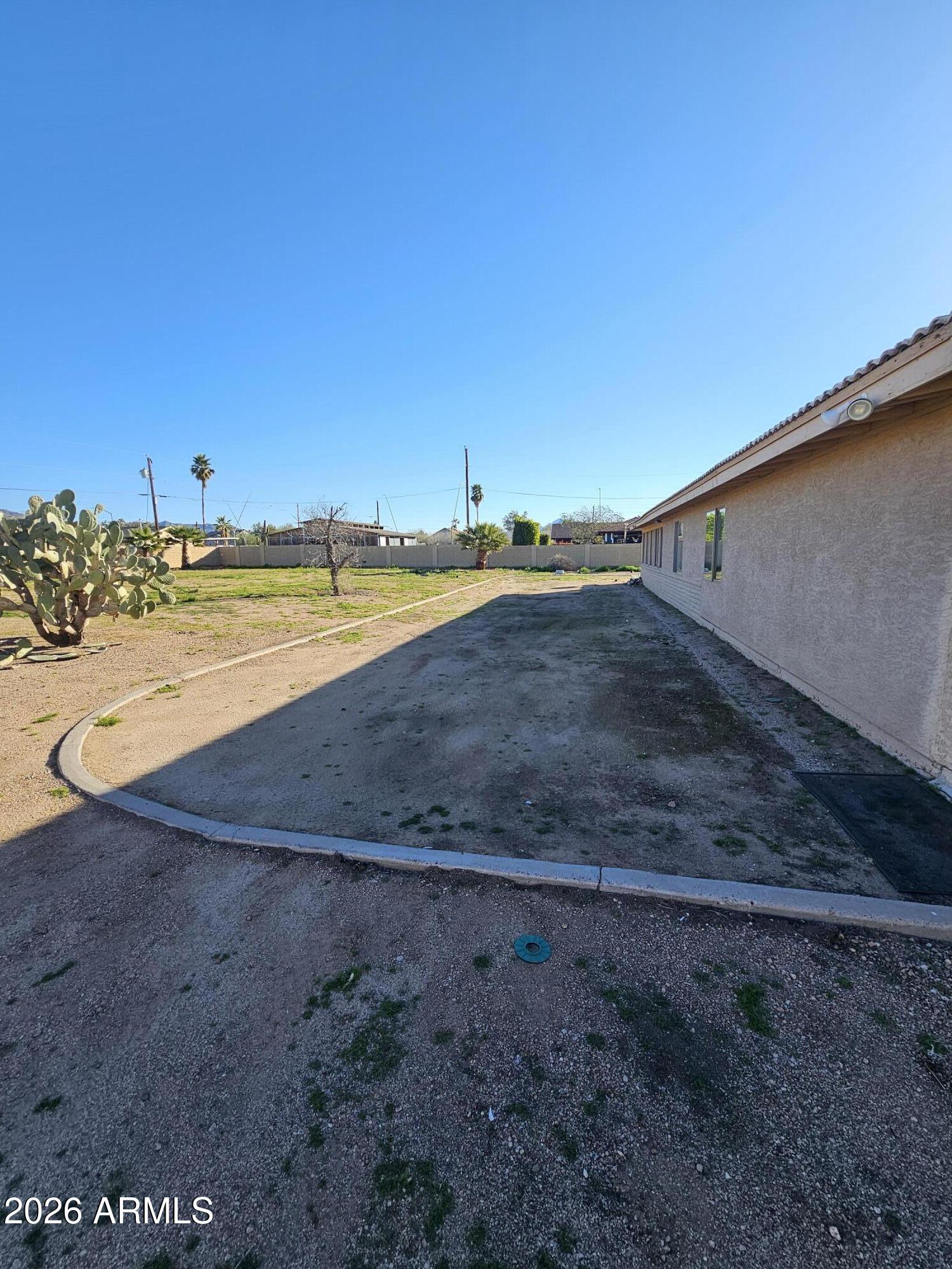 9138 E DENNIS Street