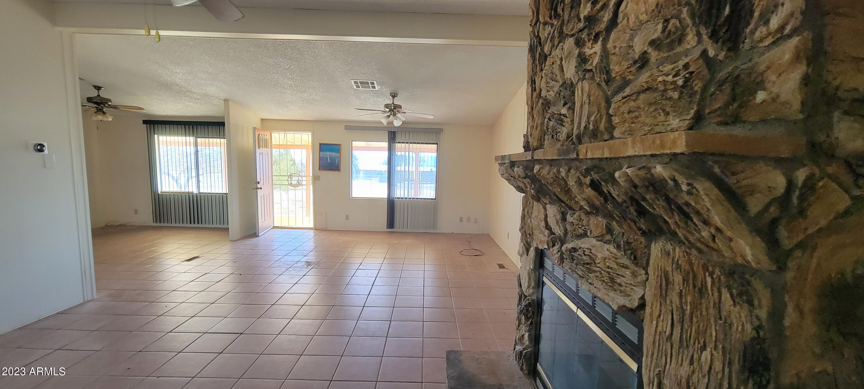 SIERRA VISTA ESTATES UNIT 3 - Residential