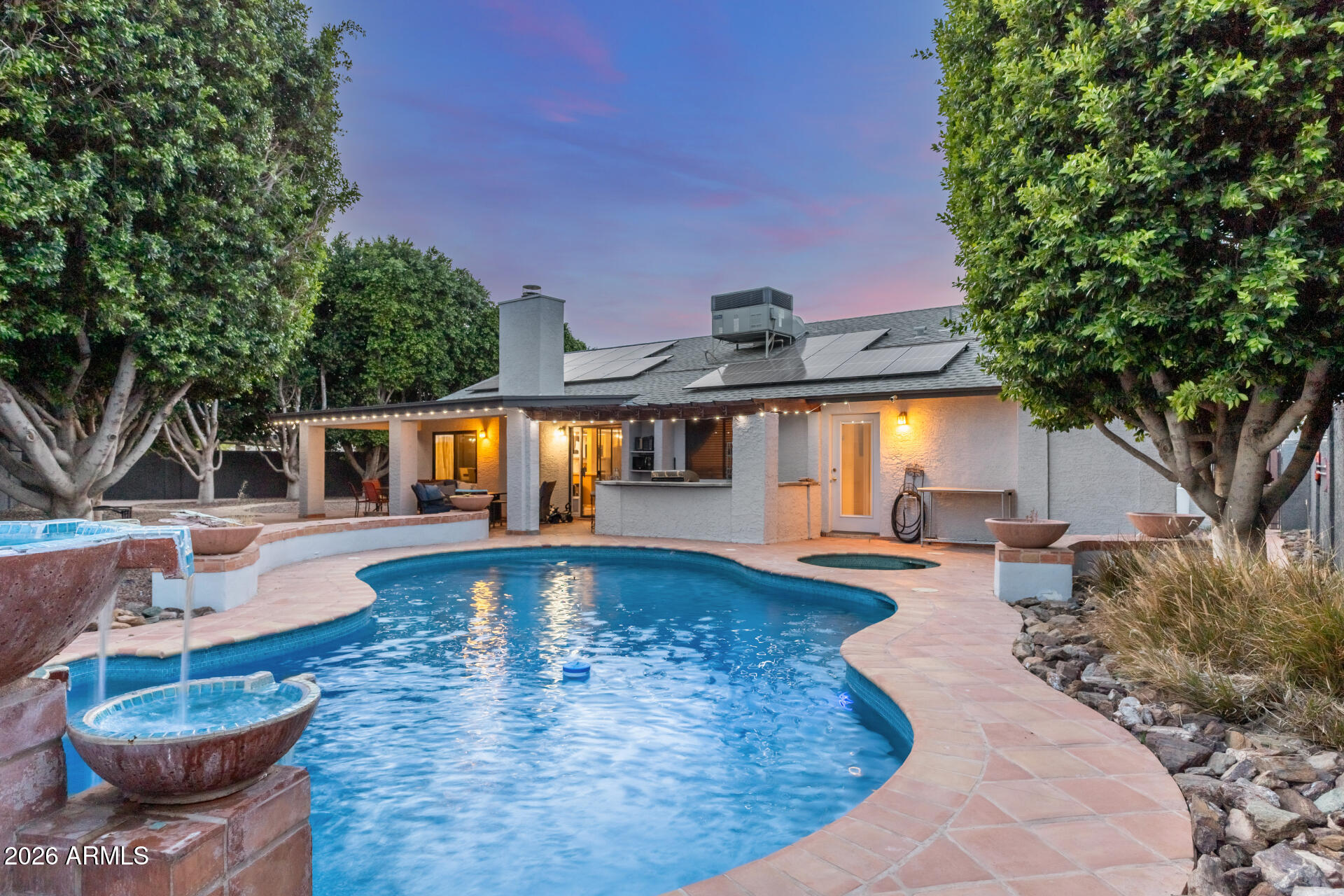 4853 E DALLAS Circle