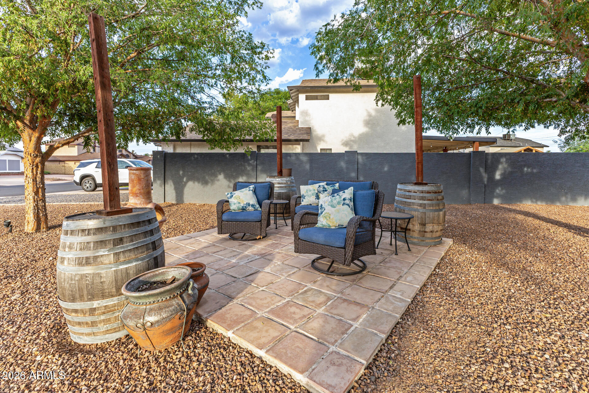 4853 E DALLAS Circle