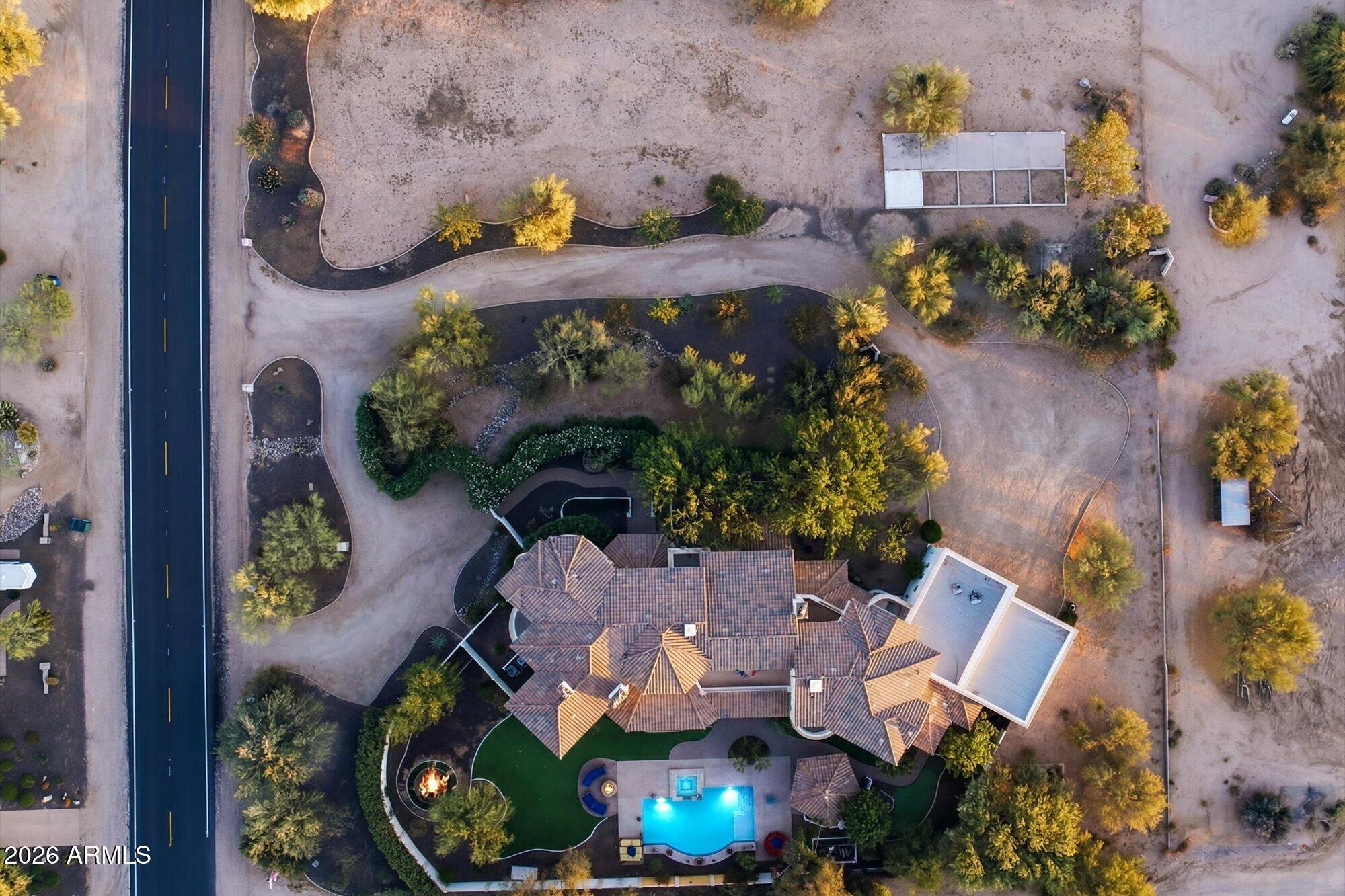 Metes & Bounds 2.5 acre lot - Residential