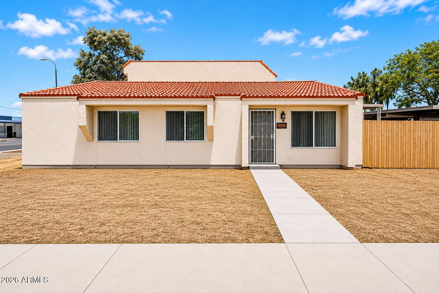 PACE ROSEWOOD AMD - Residential