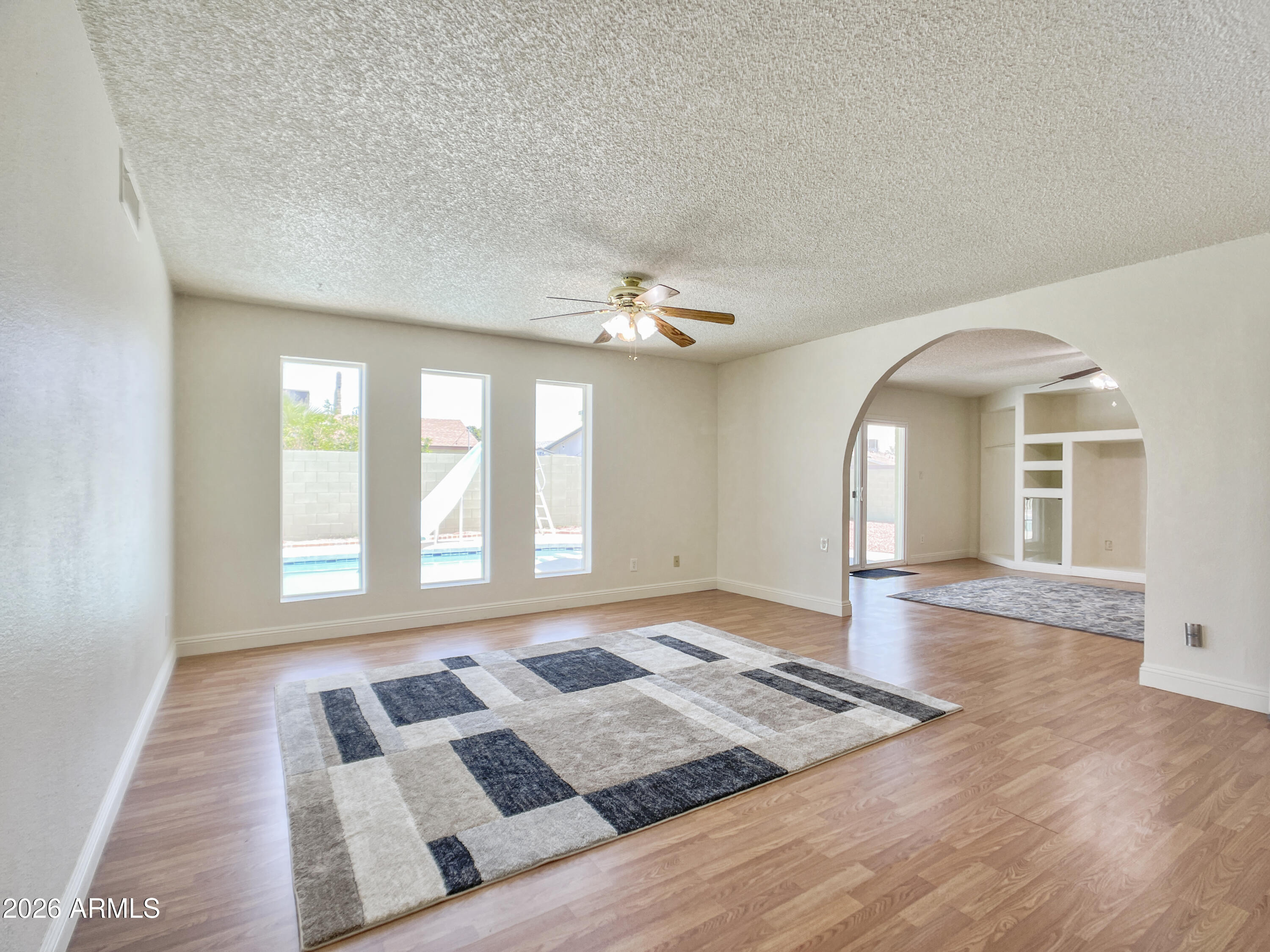 12637 N COLUMBINE Drive