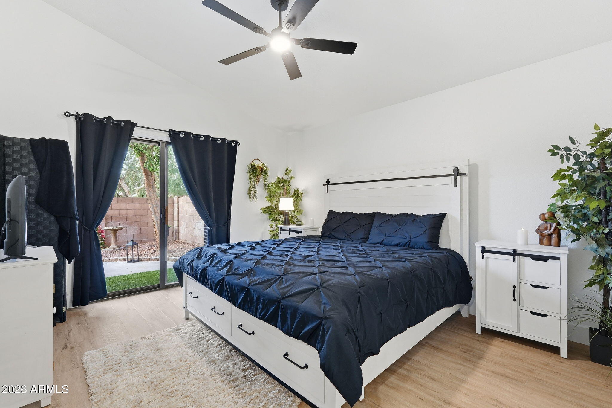 1020 W SUNWARD Drive