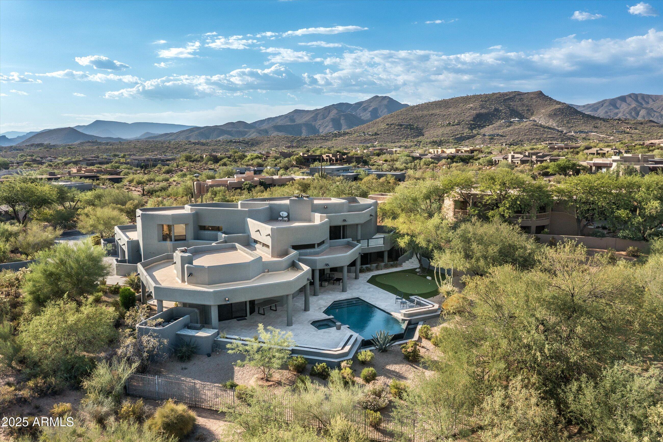 DESERT MOUNTAIN - Residential