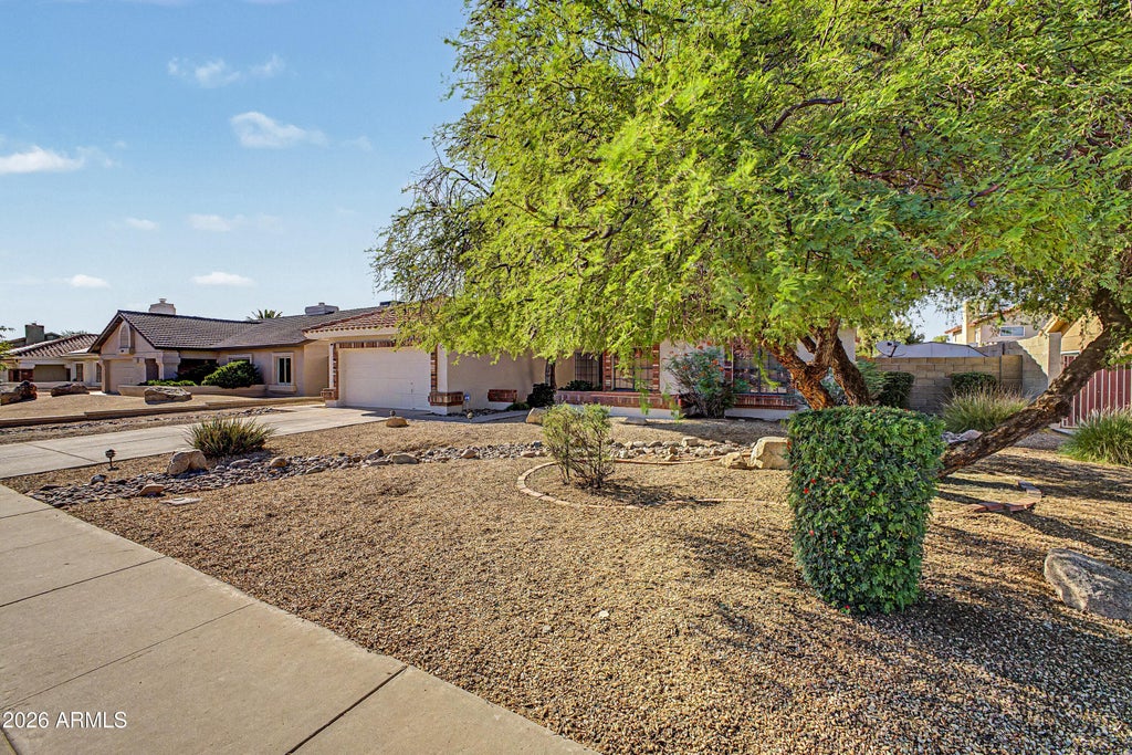 Photo of 7810 W Bloomfield Road, Peoria, AZ 85381 (MLS # 7044735)