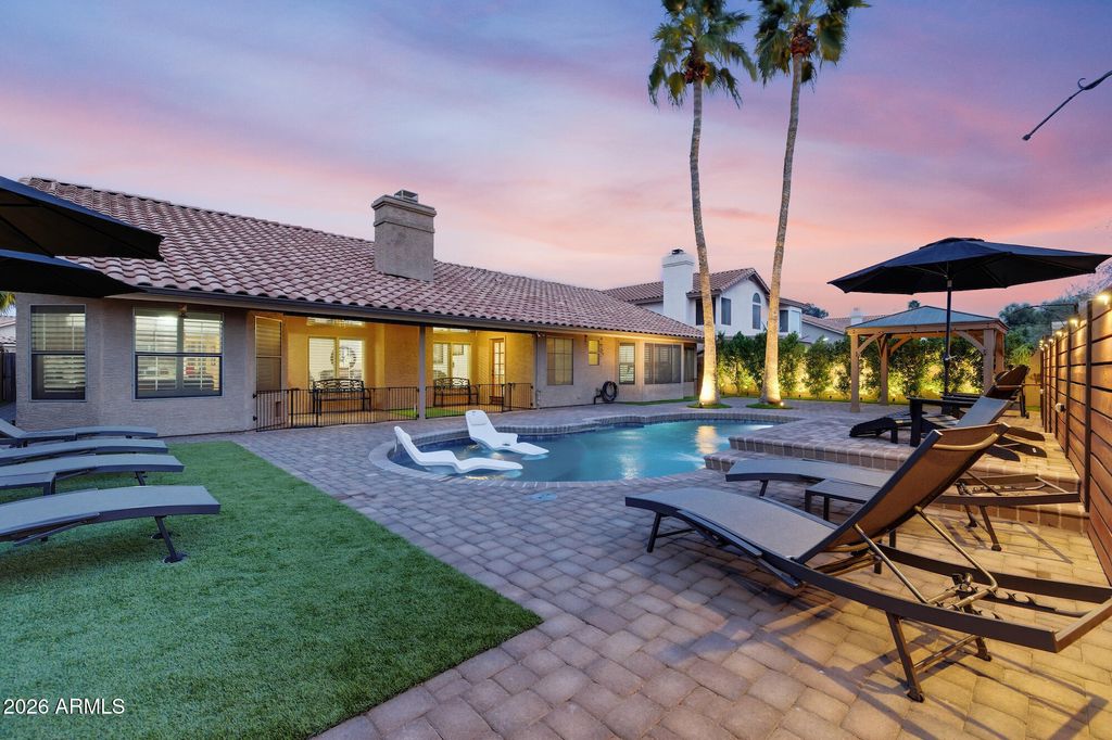 Photo of 1117 W Lakeridge Drive, Gilbert, AZ 85233 (MLS # 6984046)