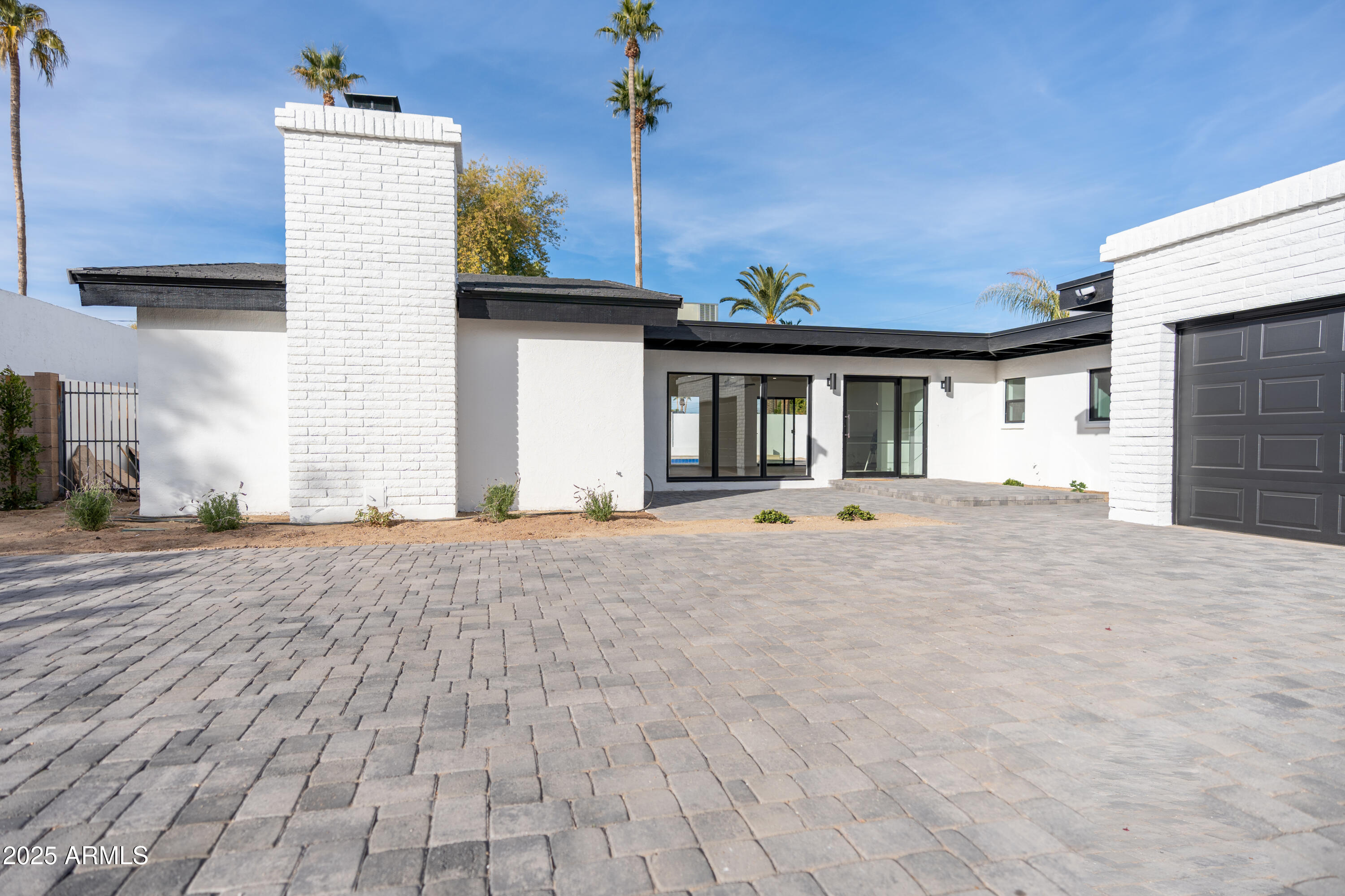 342 E ORANGEWOOD Avenue