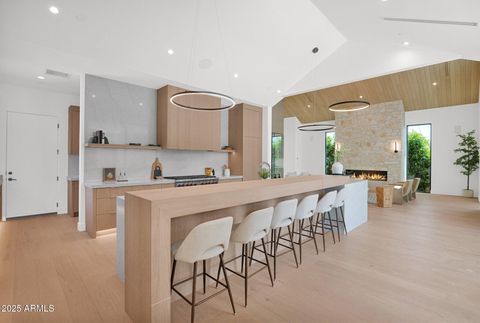 4704 N 40TH Place Phoenix AZ 85018