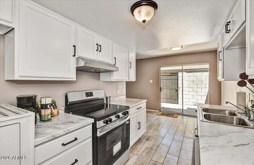 Photo of 8430 E Roosevelt Street, Scottsdale, AZ 85257 (MLS # 7034779)