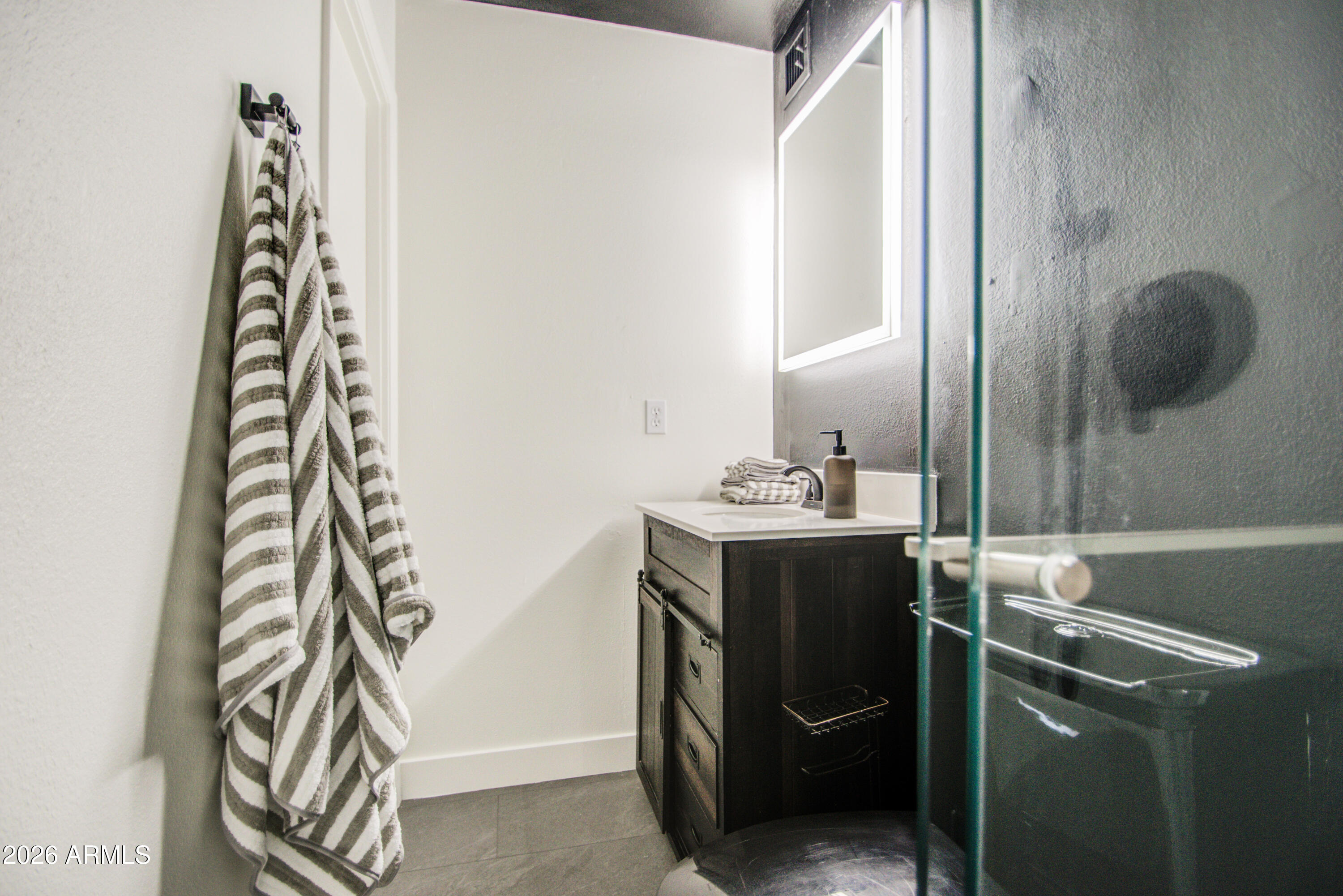 6845 E OSBORN Road F