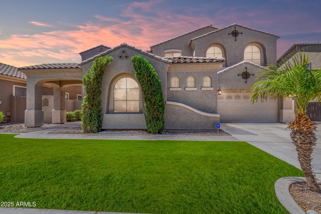 Photo of 2453 E Ebony Drive, Chandler, AZ 85286 (MLS # 6926852)
