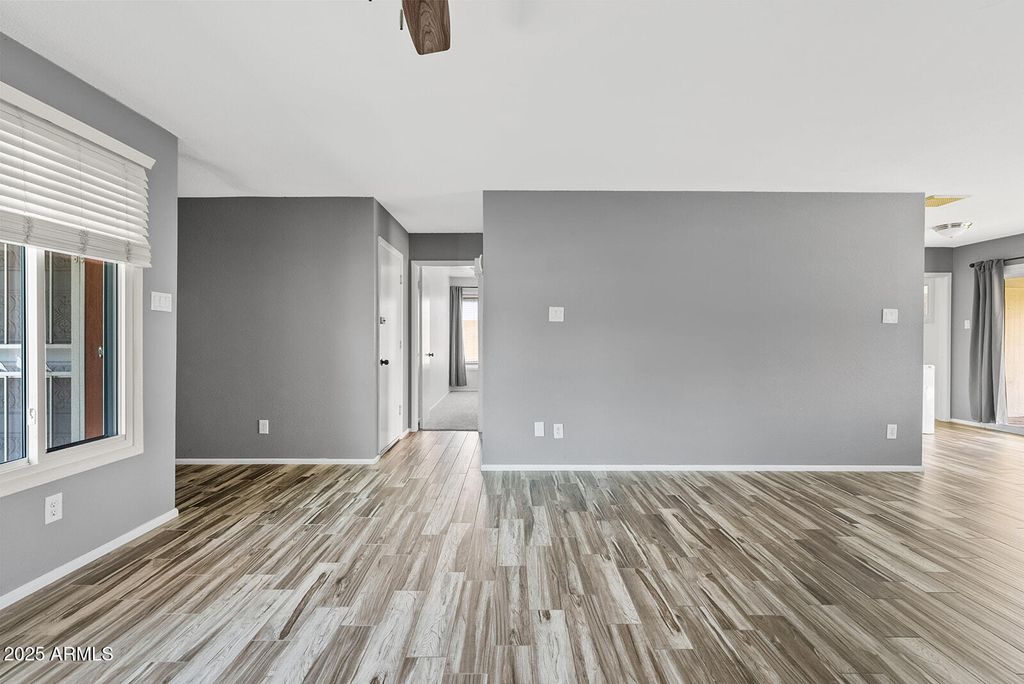 Photo of 803 E Carmen Street, Tempe, AZ 85283 (MLS # 6923056)