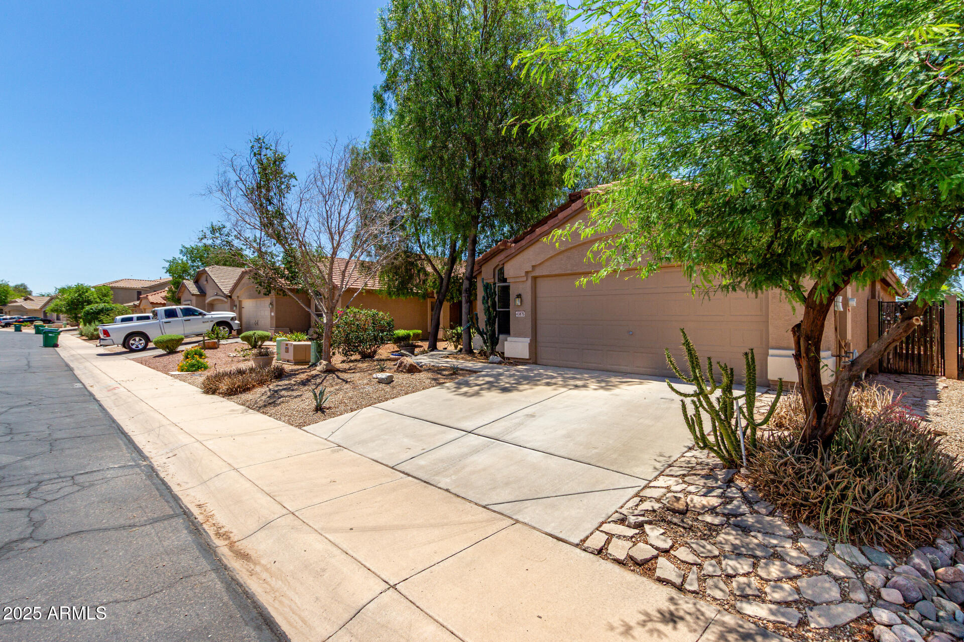 43875 W BAKER Drive