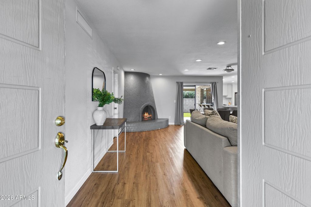 Photo of 1867 E Oxford Drive, Tempe, AZ 85283 (MLS # 6985802)