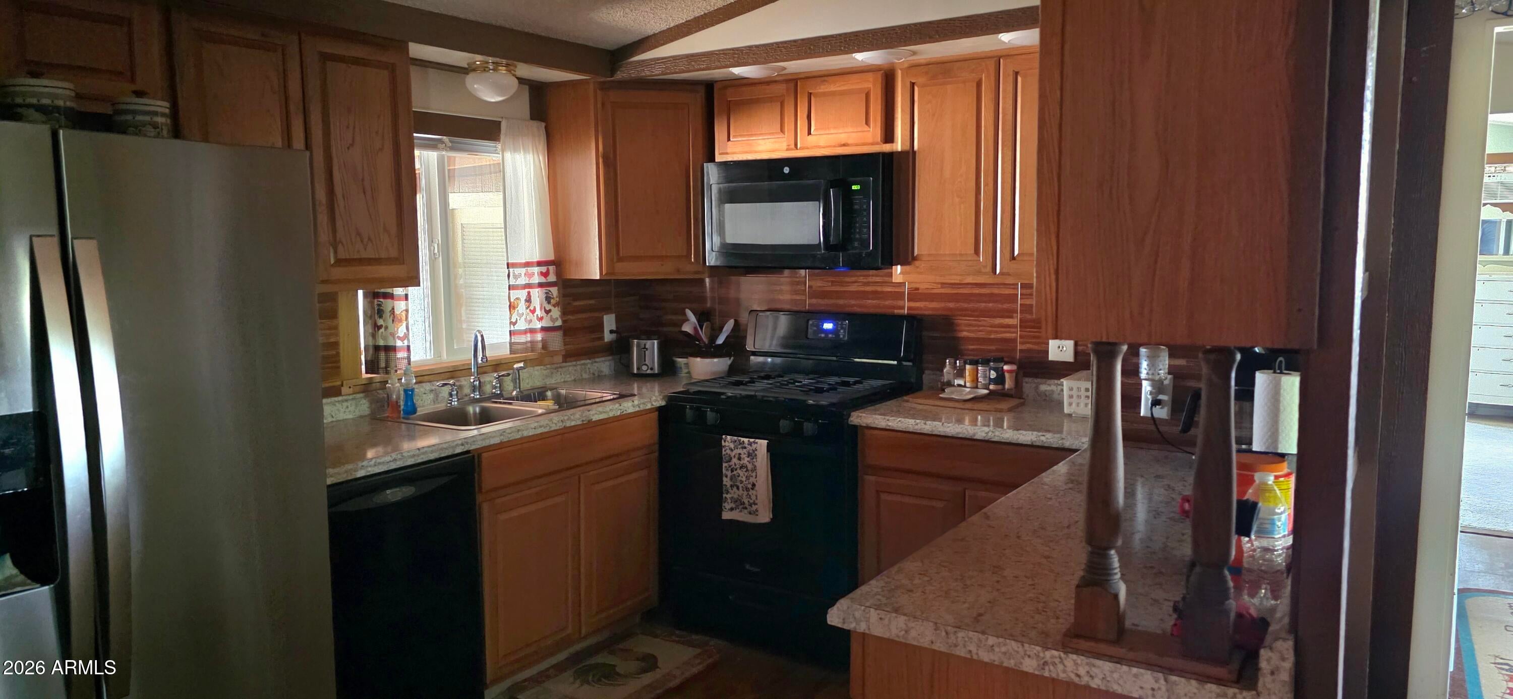 1979 E MESA Circle