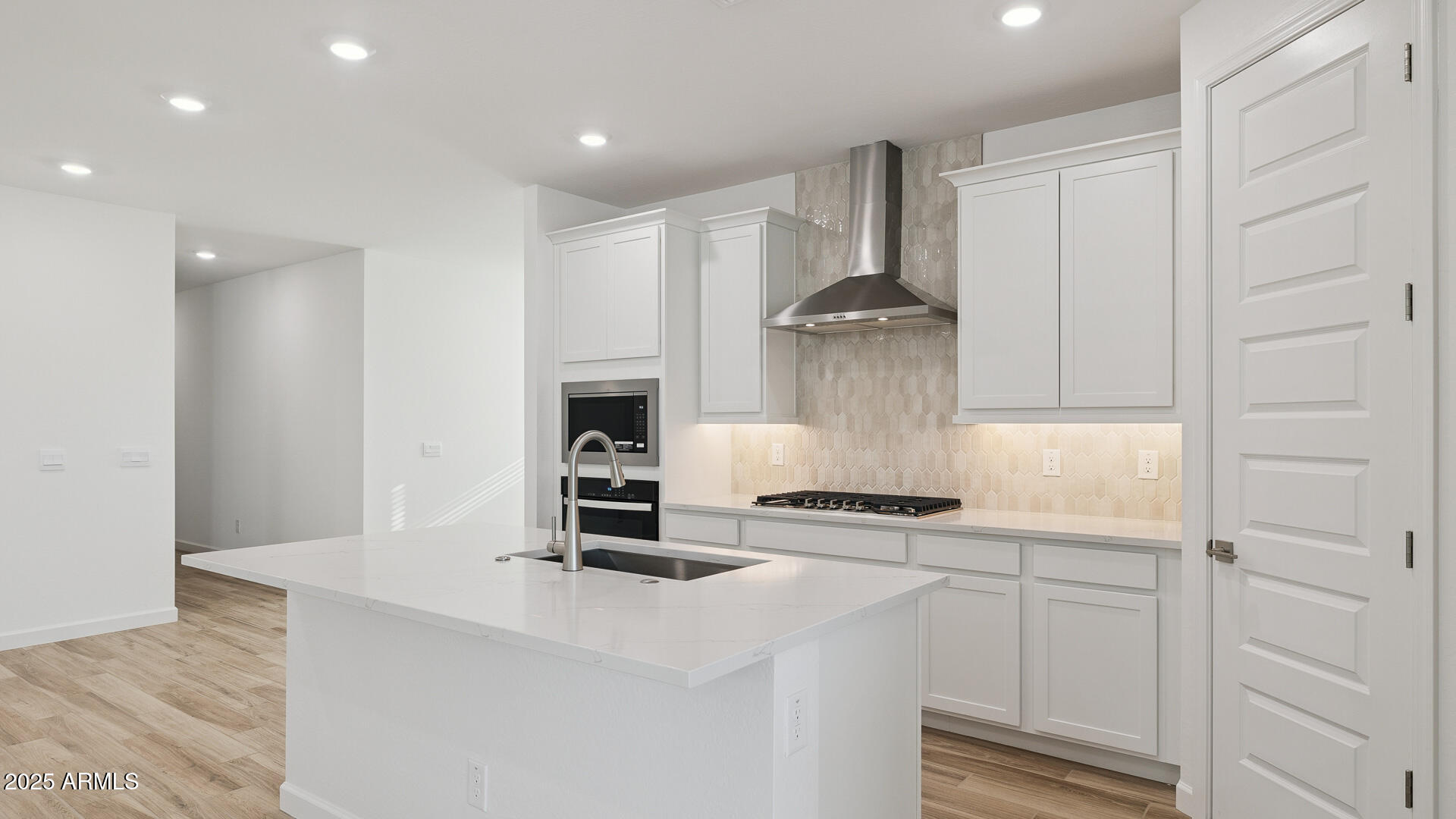 6983 W PINNACLE VISTA Drive