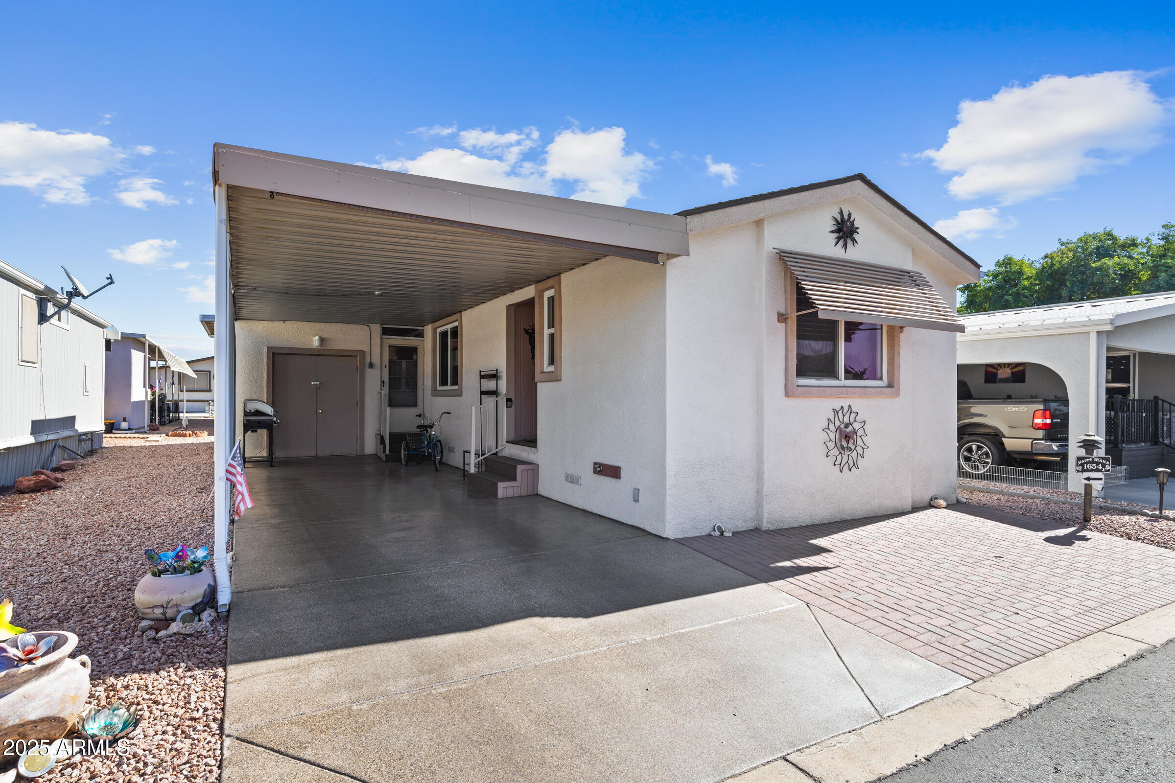 17200 W BELL Road 1654