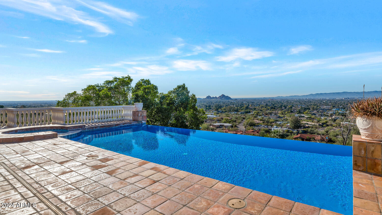 COPELAND HILL 2 - Residential