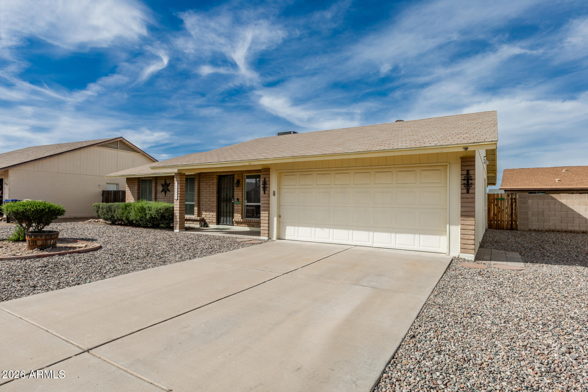 10432 W DIANA Avenue