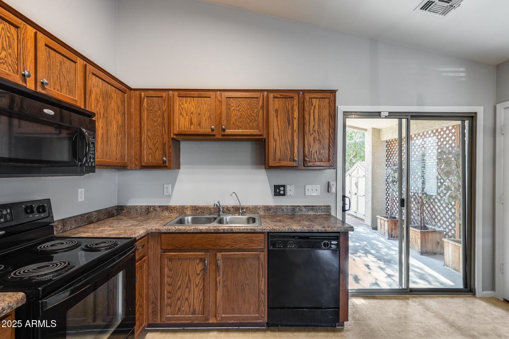 Photo of 373 E Kelsi Avenue, San Tan Valley, AZ 85140 (MLS # 6951402)