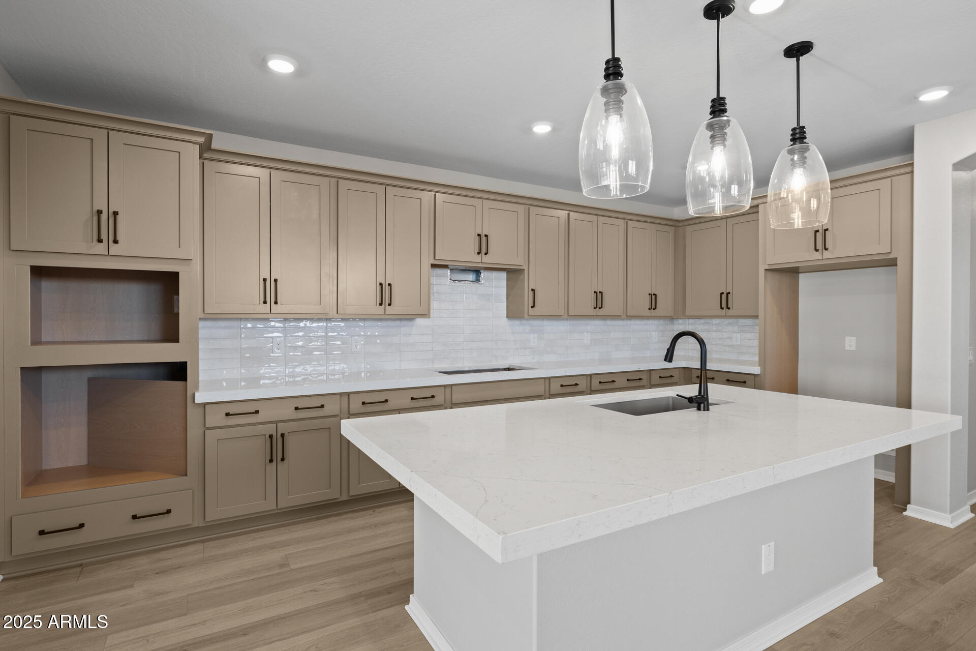 18747 W MONTEROSA Street