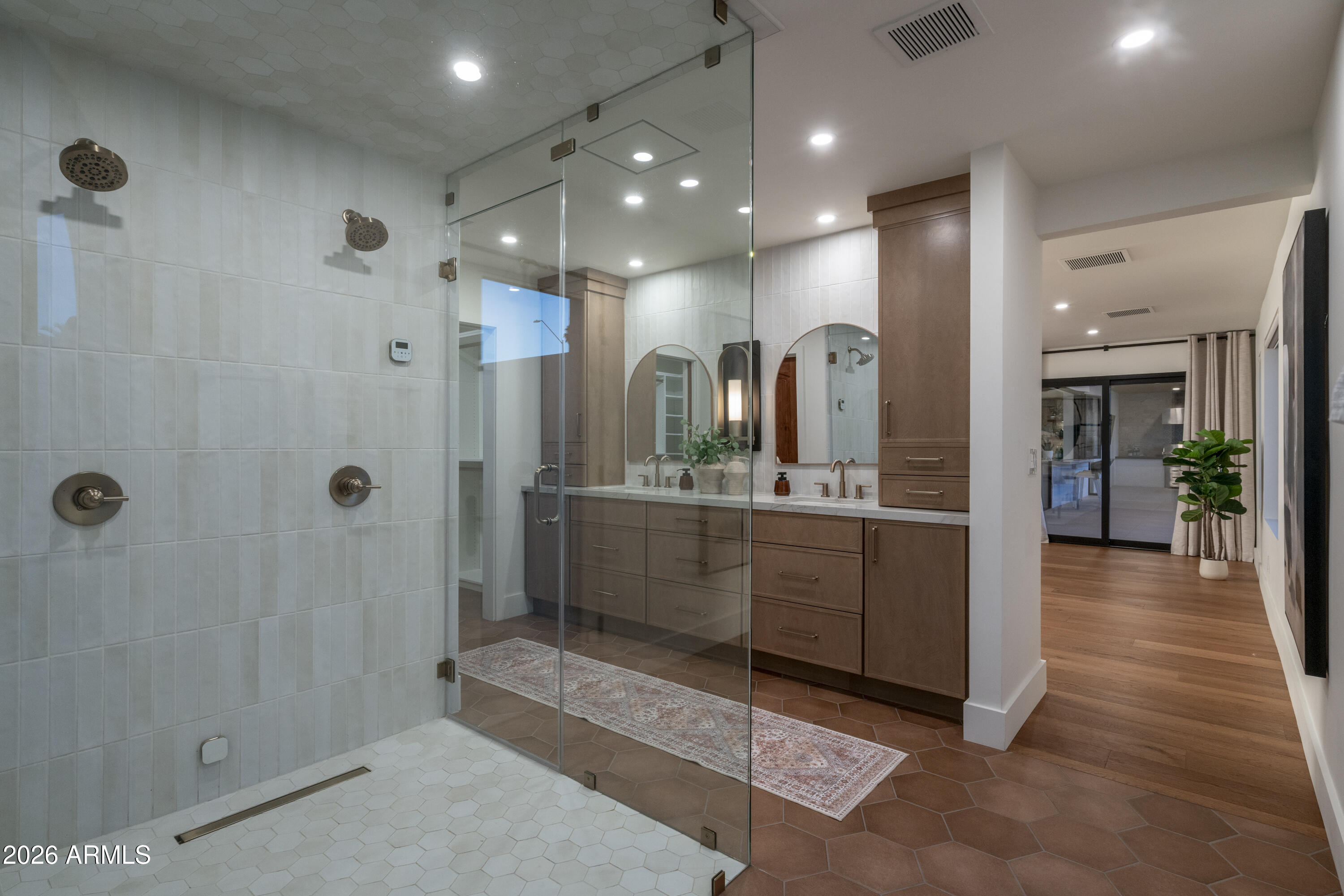TIERRA - Residential