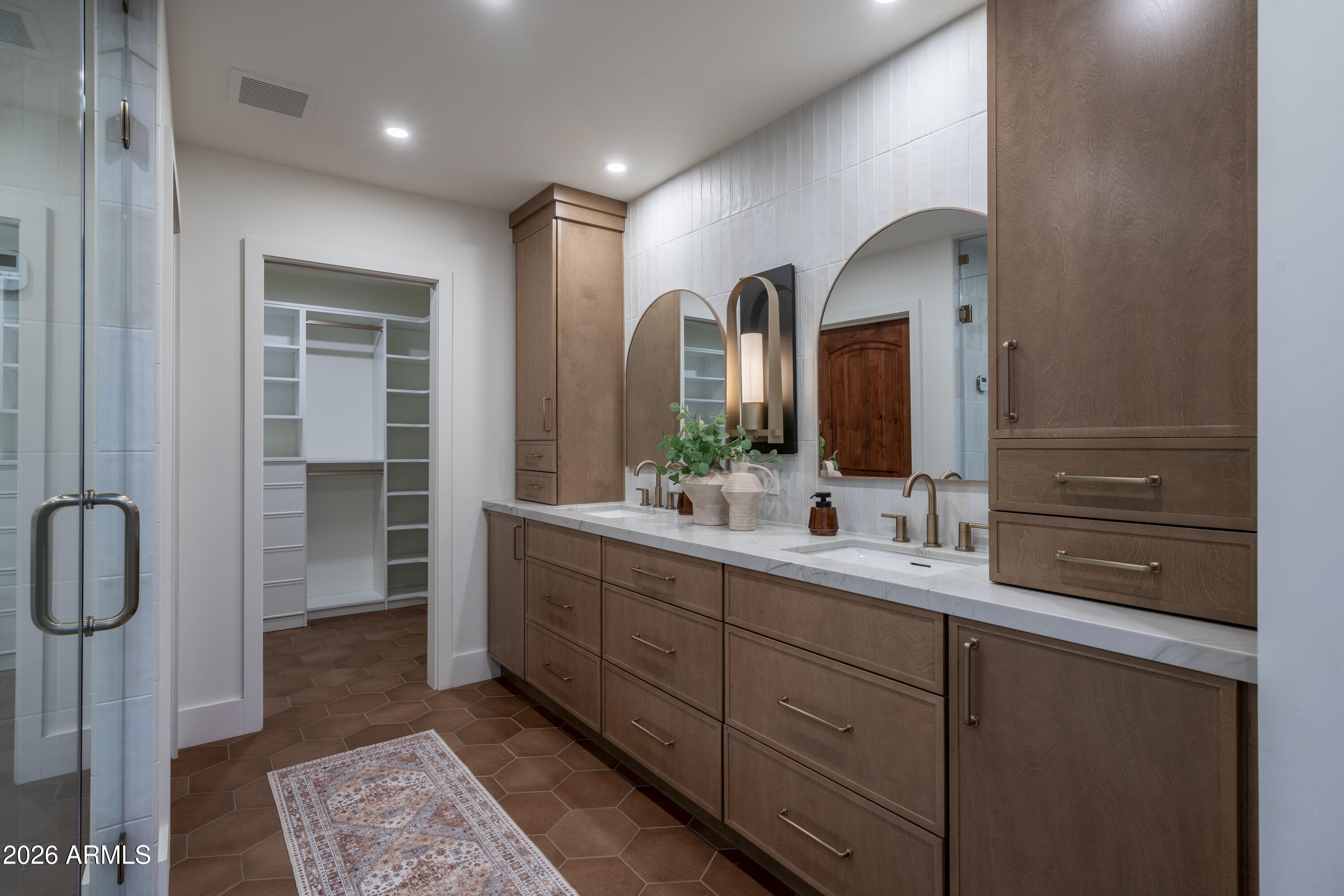 TIERRA - Residential