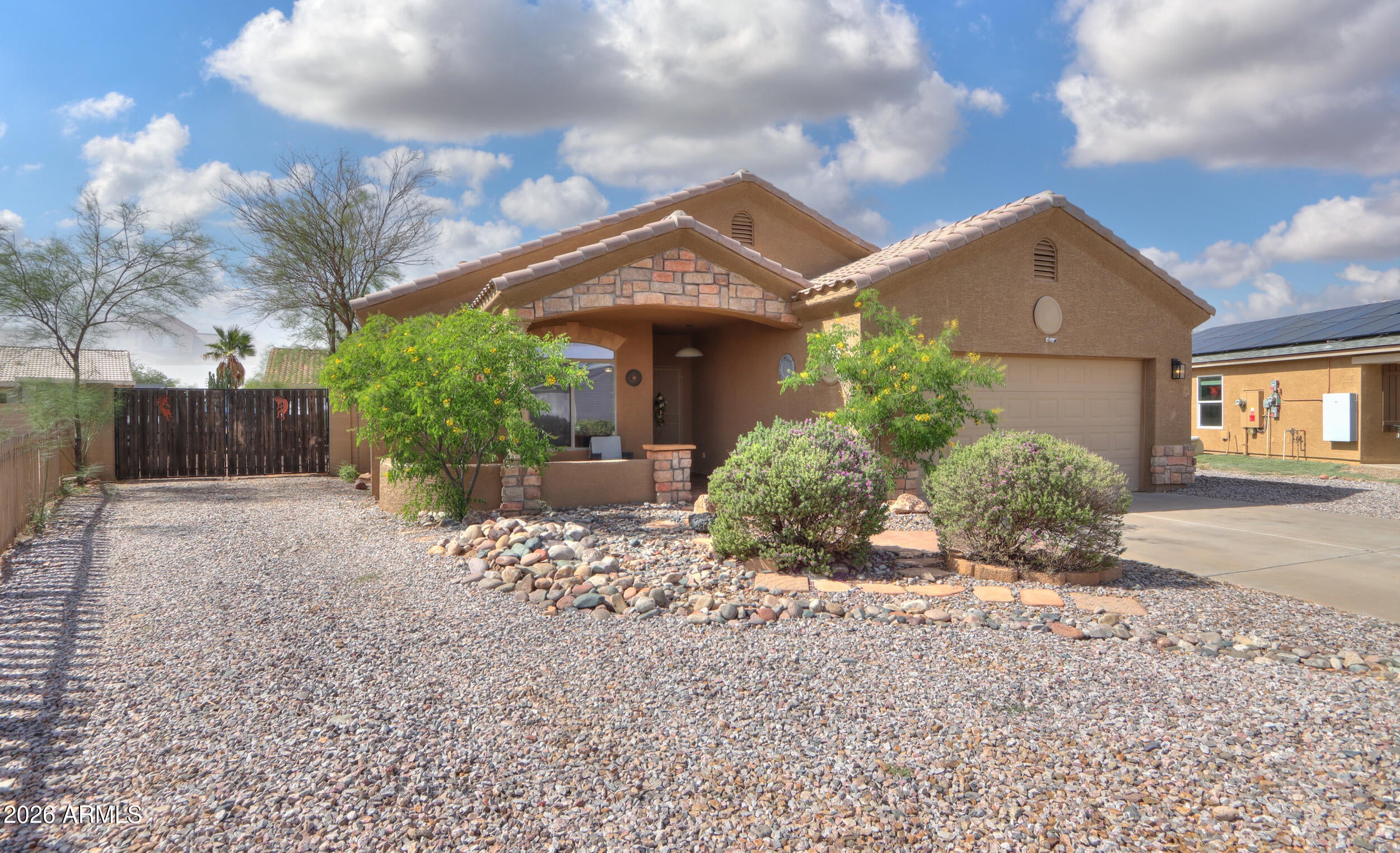 10717 W ARIVACA Drive