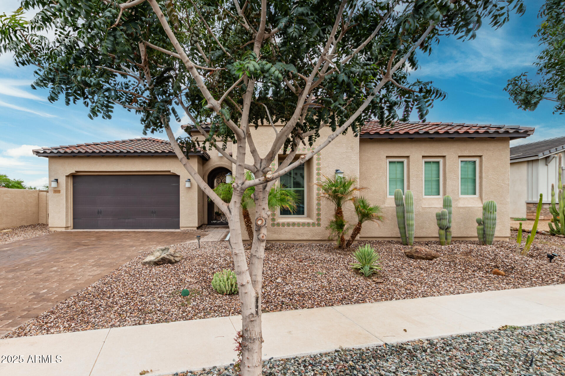 3010 E DESERT Lane