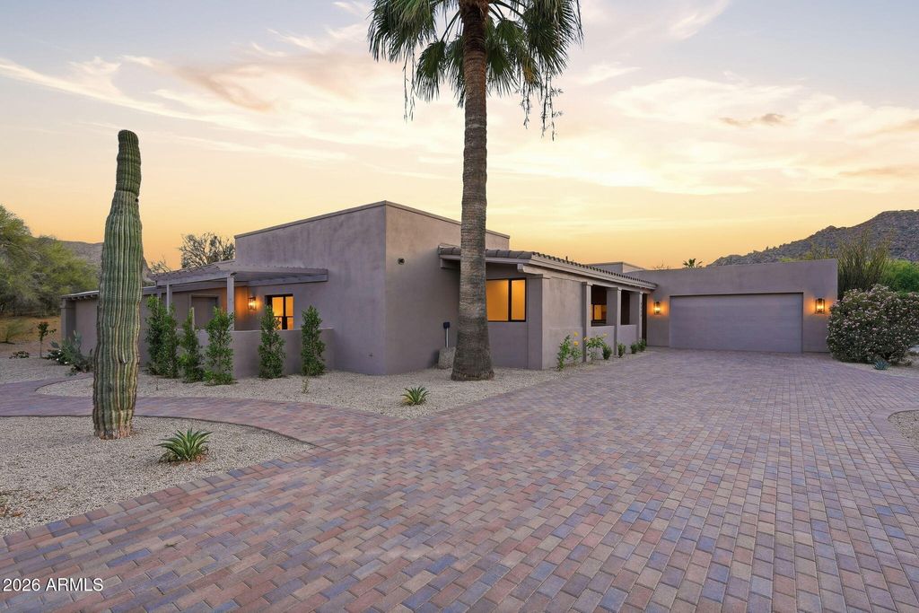 Photo of 1111 Ocotillo Circle, Carefree, AZ 85377 (MLS # 7019452)