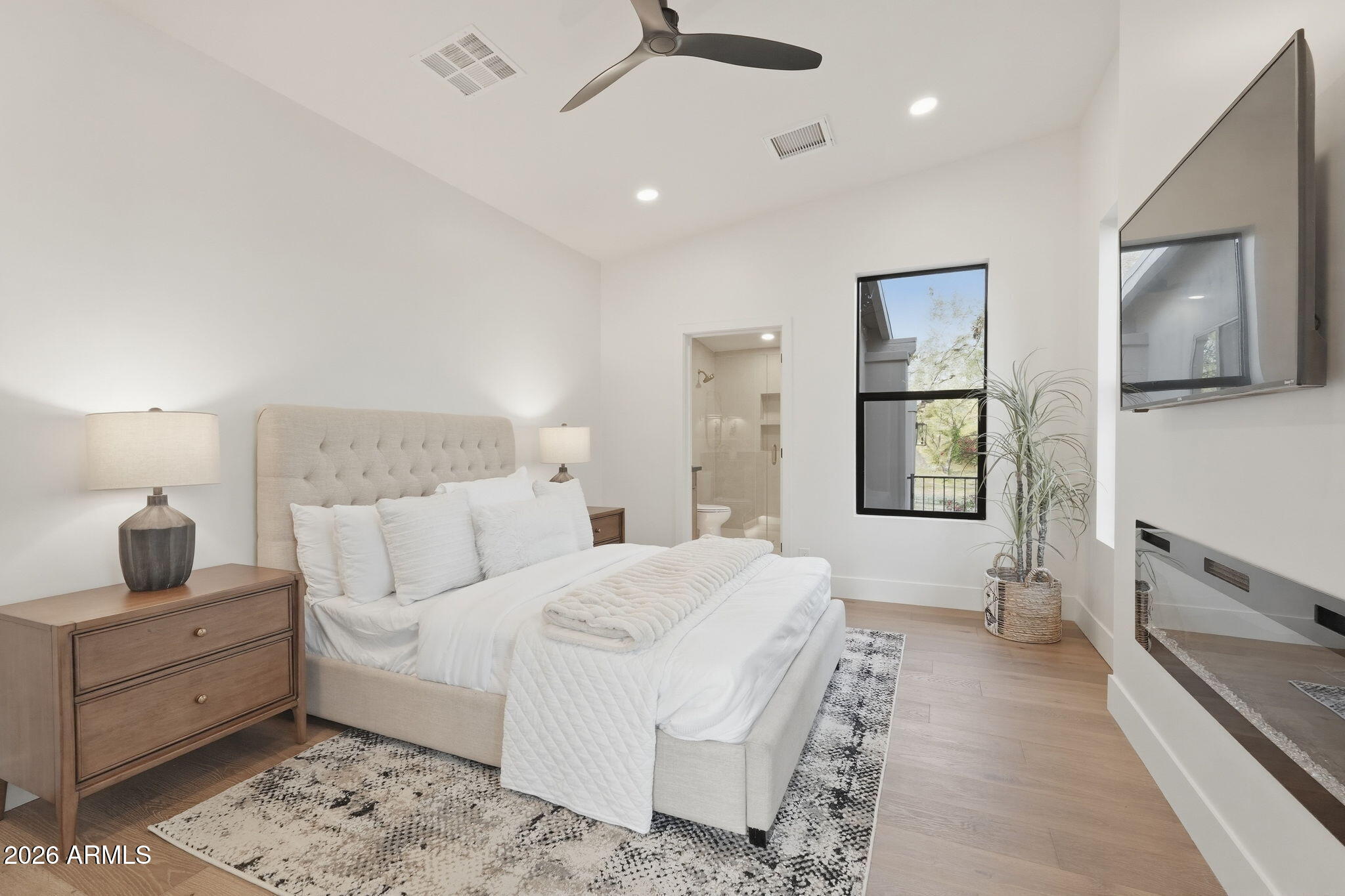 BOULDERS CAREFREE UNIT 1 REPLAT - Residential