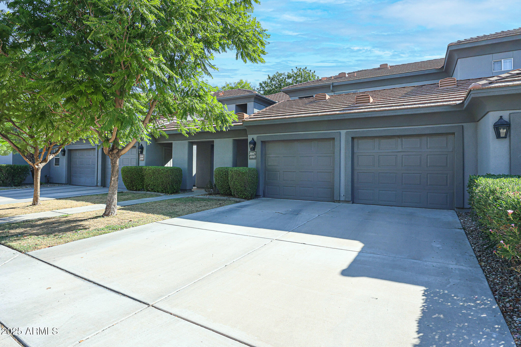 7401 W ARROWHEAD CLUBHOUSE Drive 2047