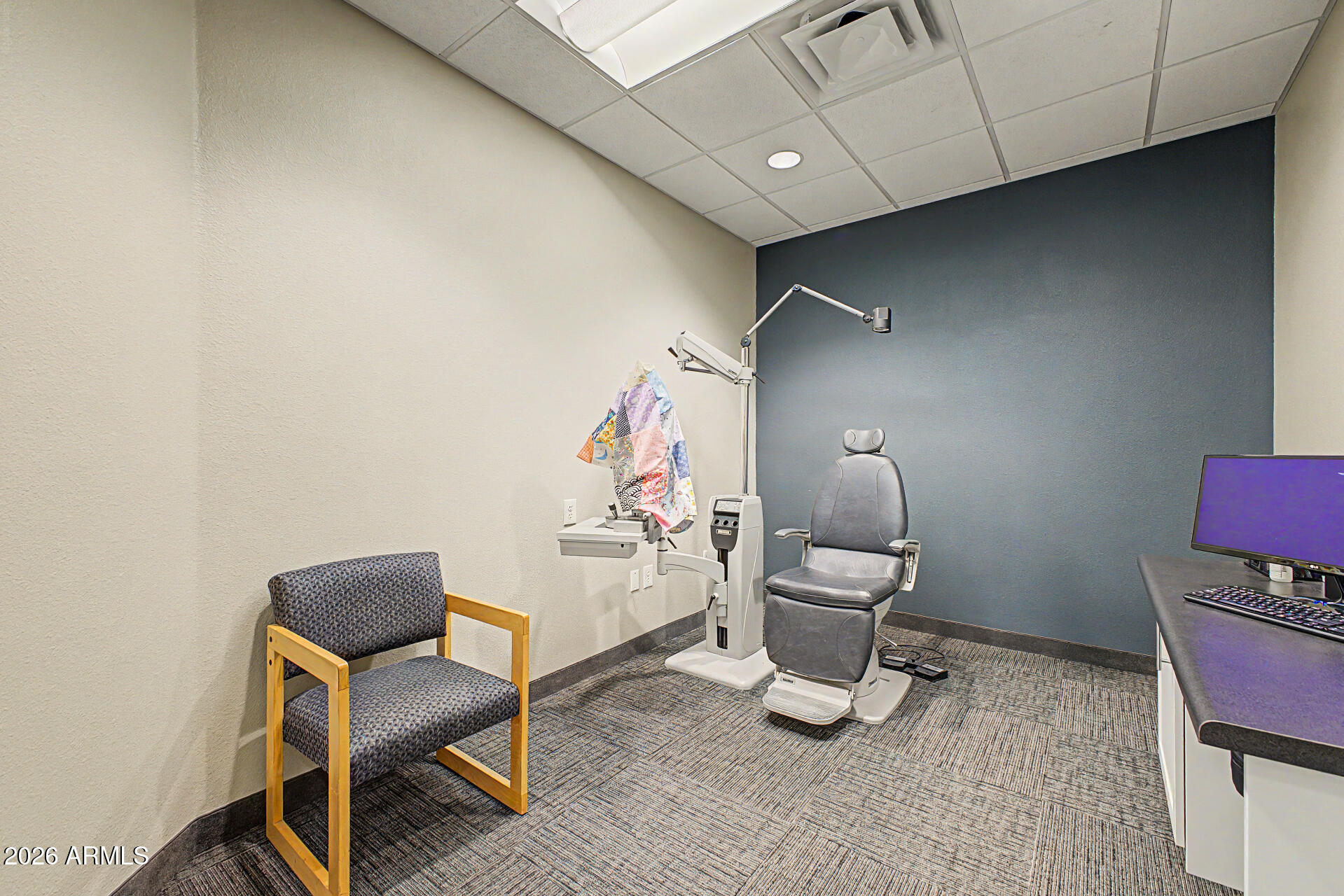EAST VALLEY HEARING CENTER CONDOMINIUM 2ND AMD - Commercial Lease