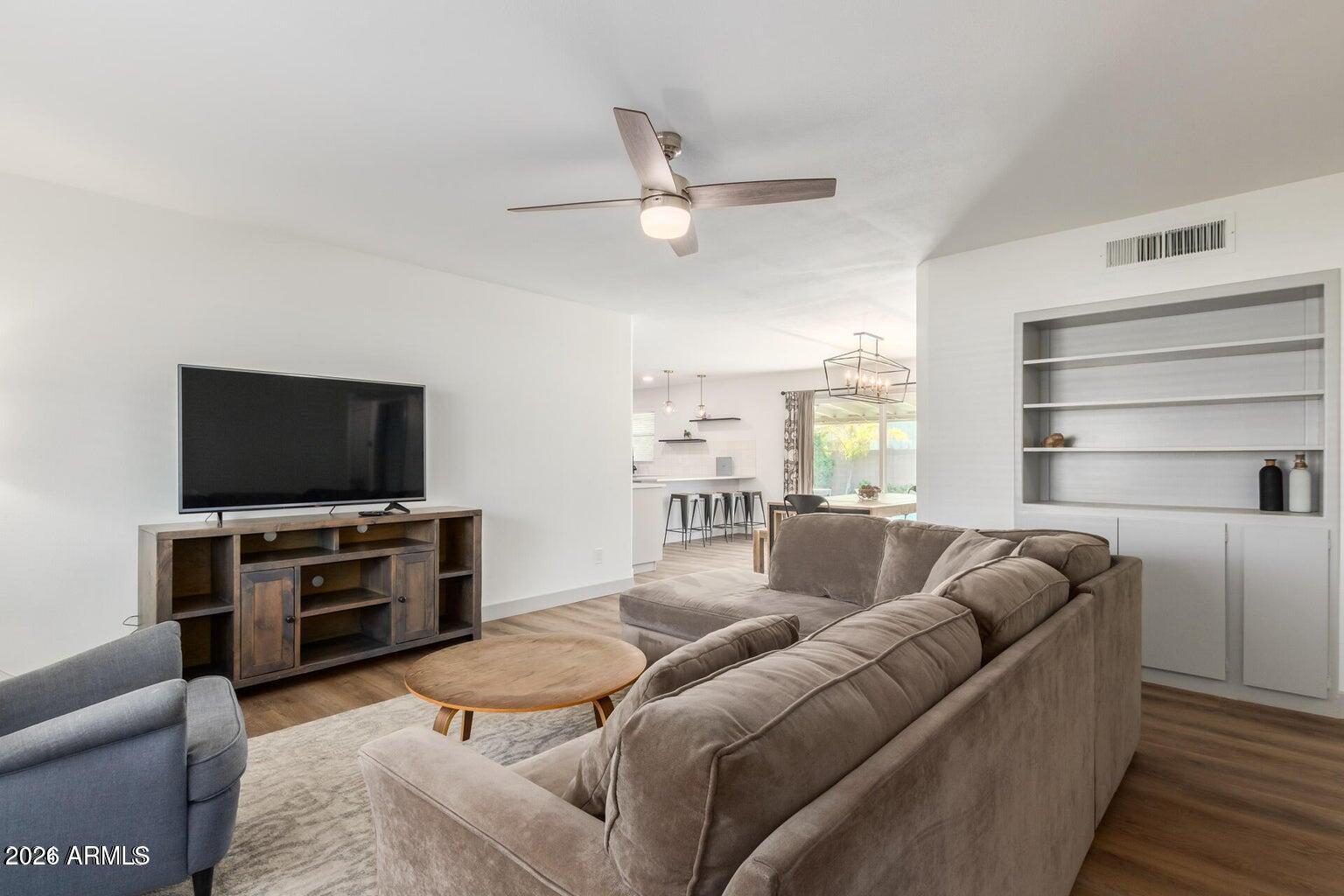 8419 E GRANADA Road
