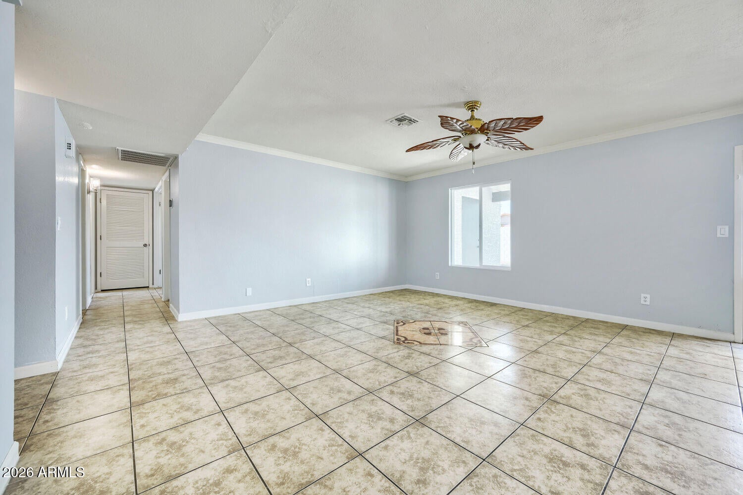 4626 W WILSHIRE Drive