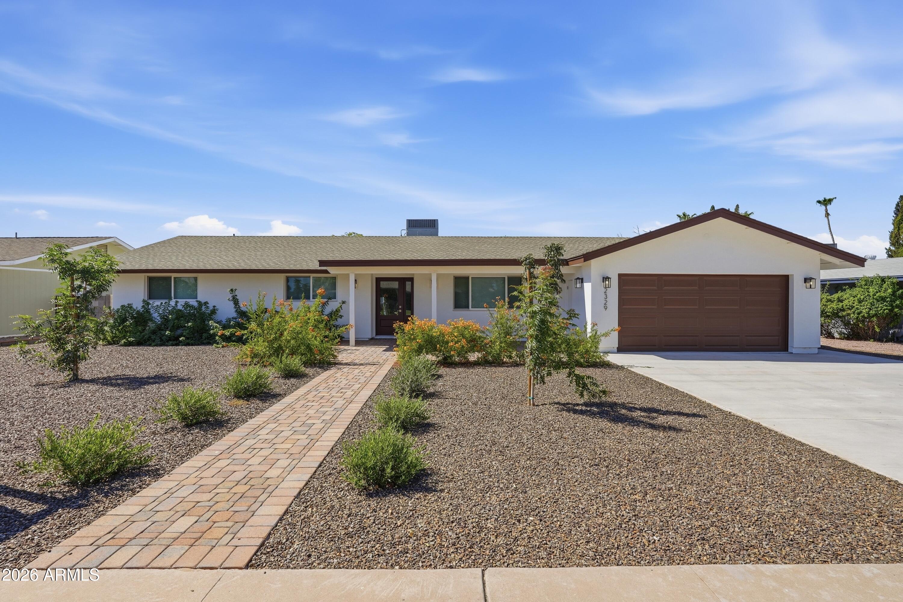 2329 E Enrose Street