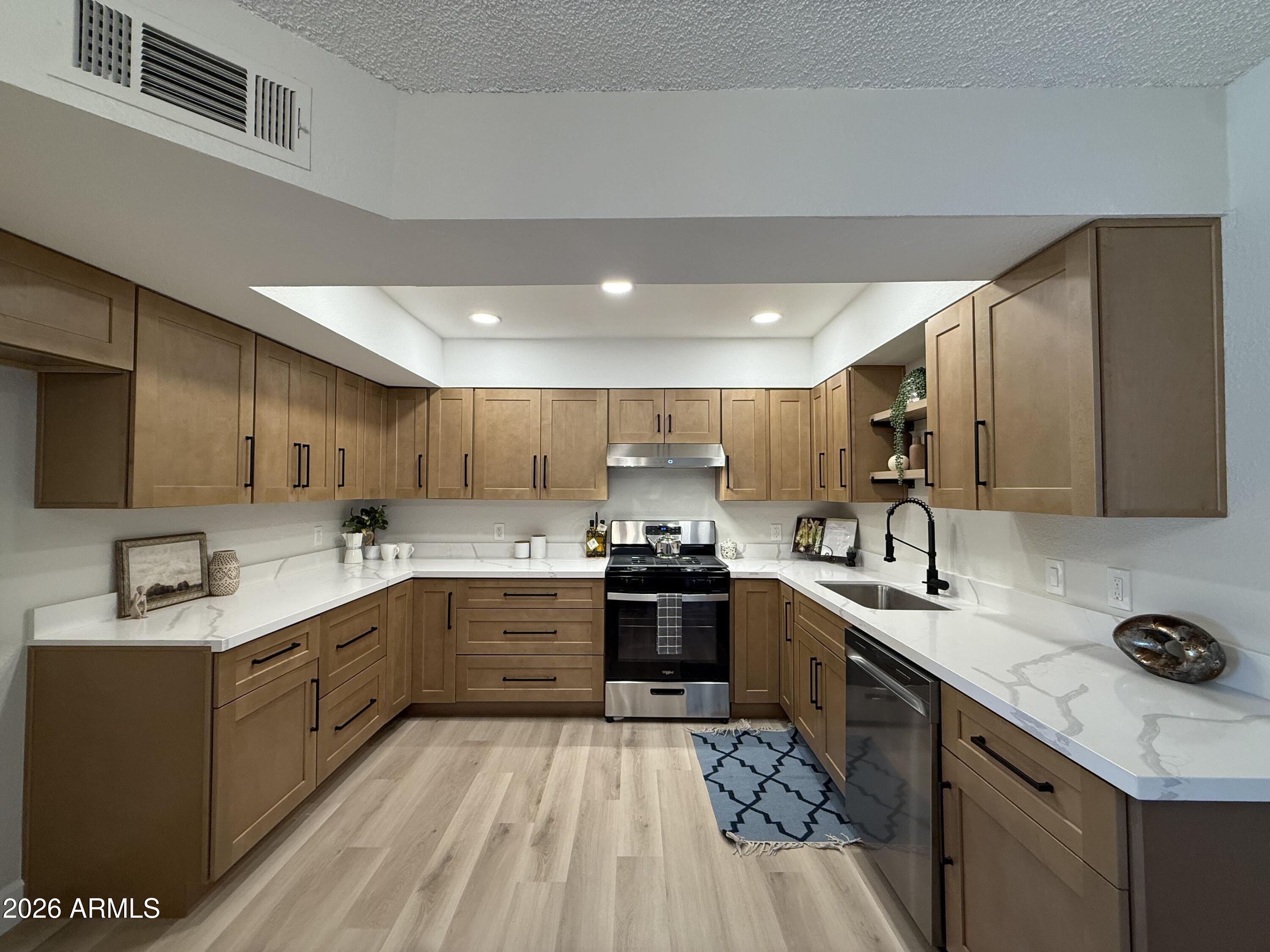 7415 W CHERYL Drive