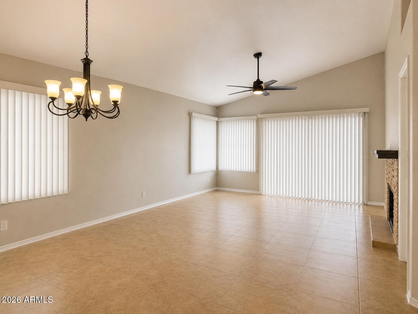 42 W CALLE DE ARCOS --