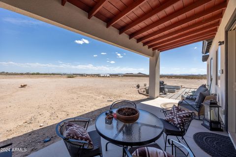 A home in Tonopah