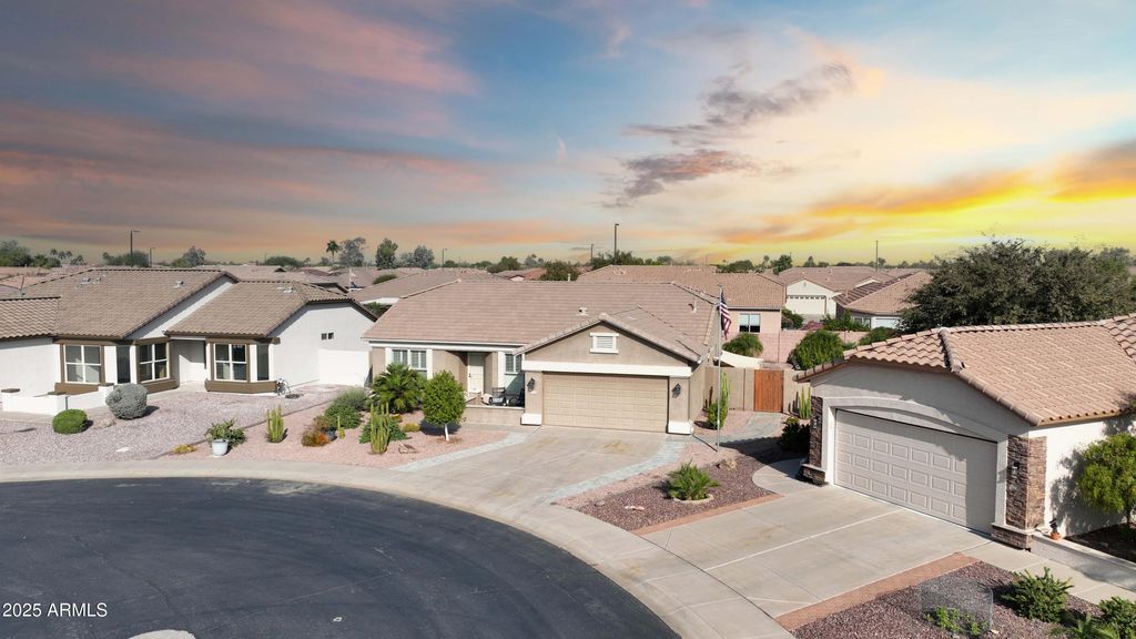 Photo of 3098 E Hazeltine Way, Chandler, AZ 85249 (MLS # 6952235)