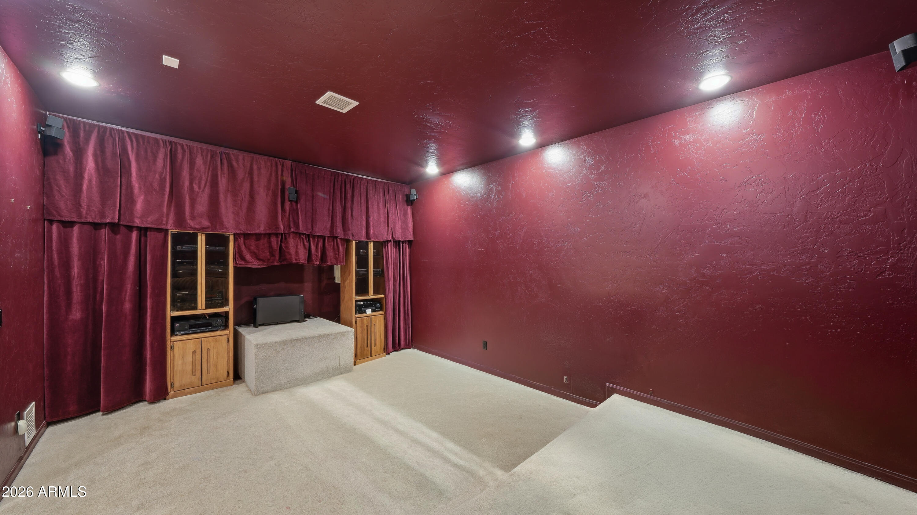 WILD HORSE 2 - Residential