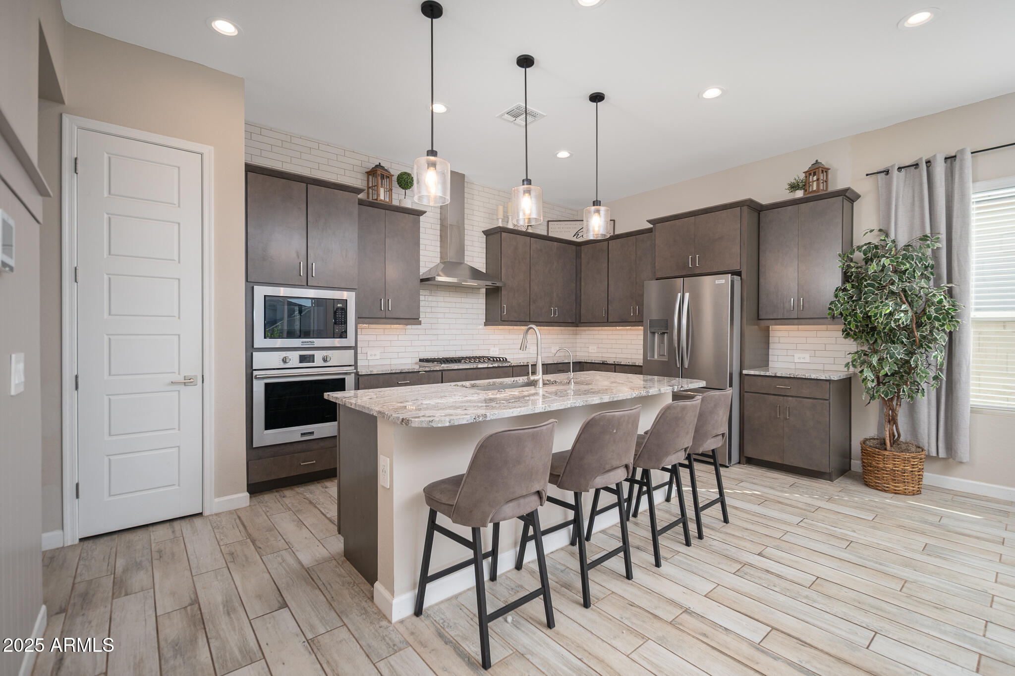 21635 N 102ND Avenue