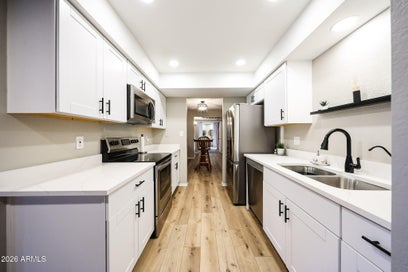 9125 E PURDUE Avenue 102 Scottsdale AZ 85258
