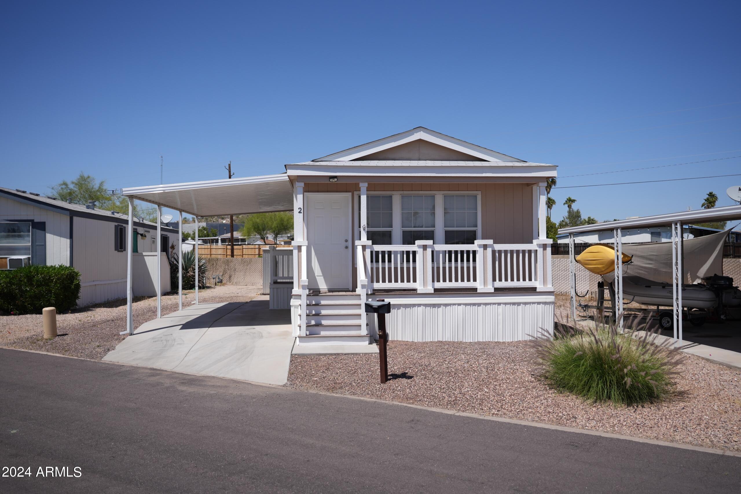 View Phoenix, AZ 85024 mobile home