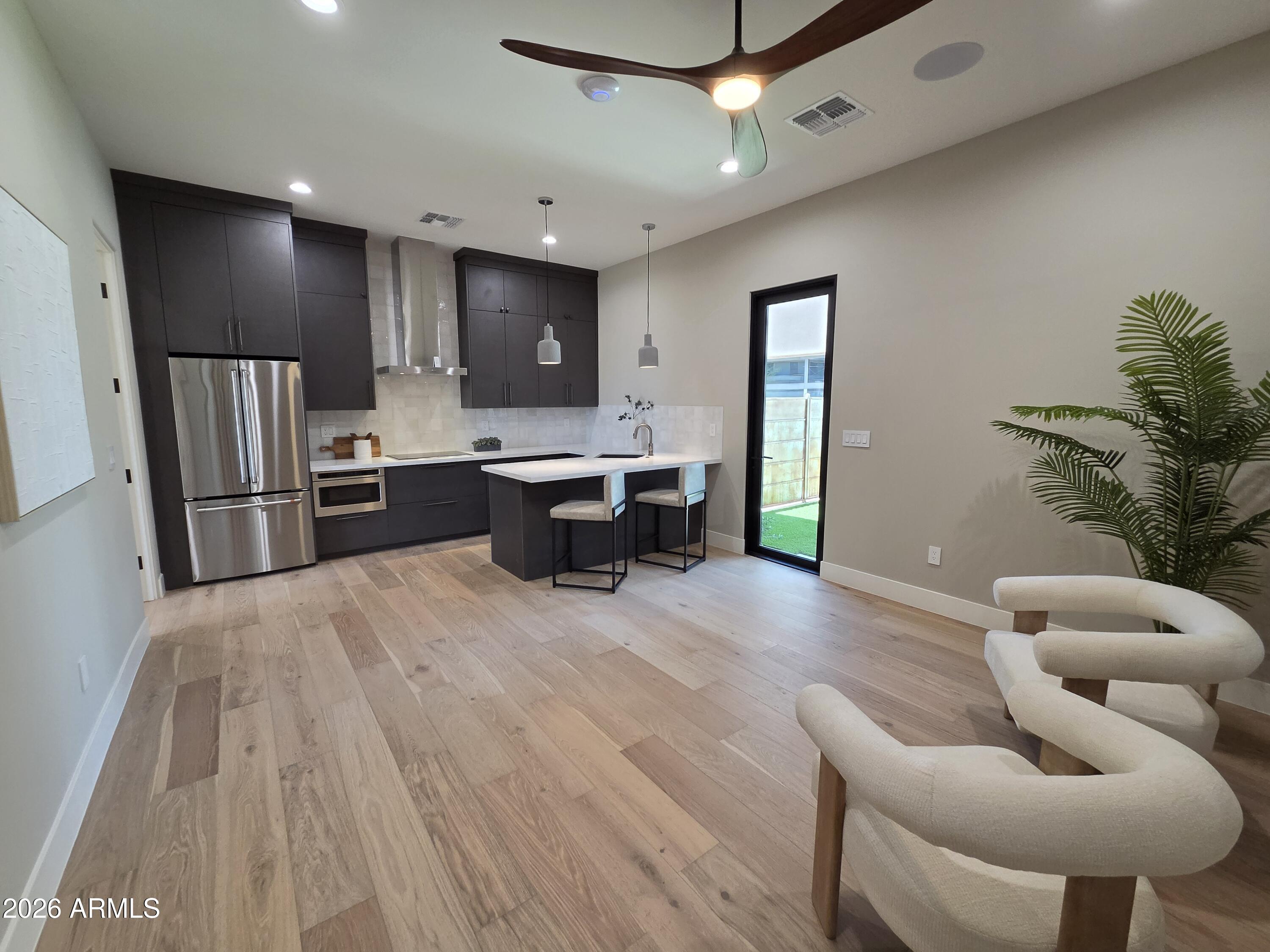 PARK PARADISE - Residential